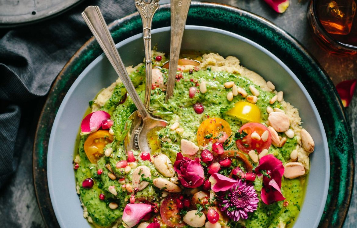 photo-1484980972926-edee96e0960d