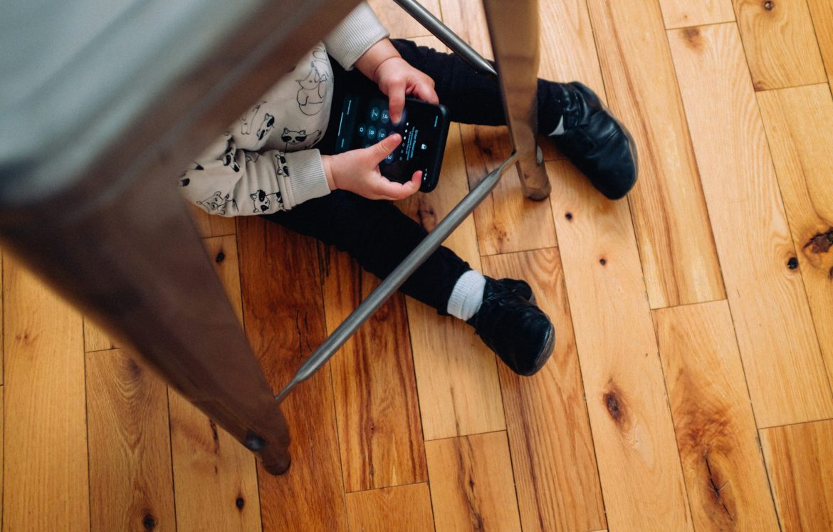 photo-1586953208456-9dd42767140f photo-1586953208456-9dd42767140f